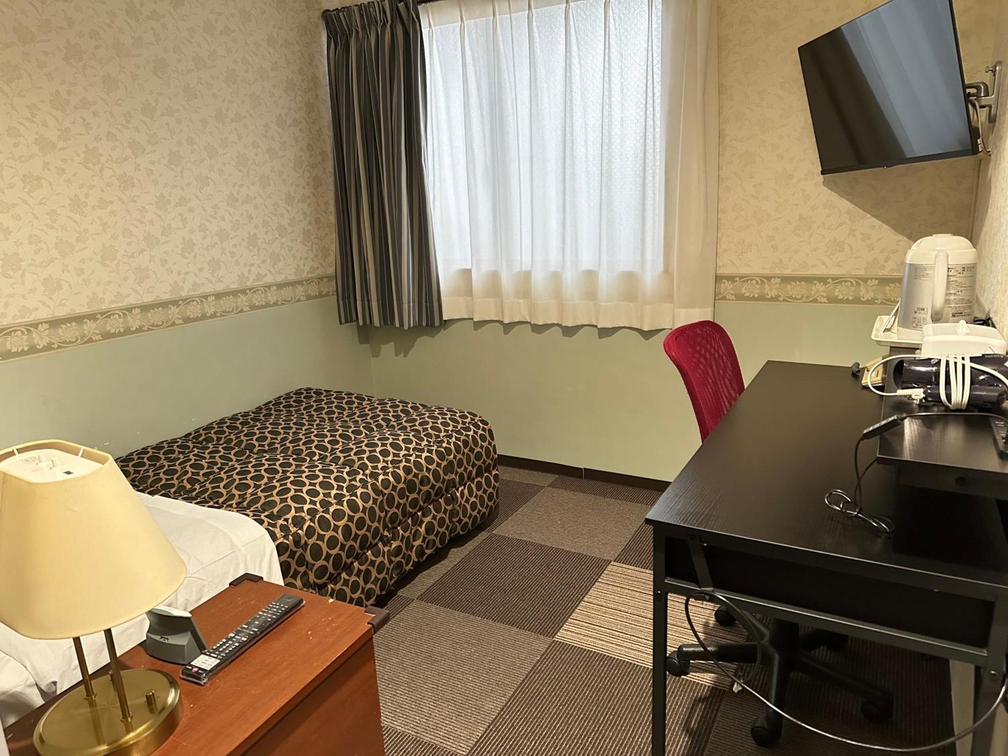 Futsukaichi Green Hotel Chikushino Esterno foto